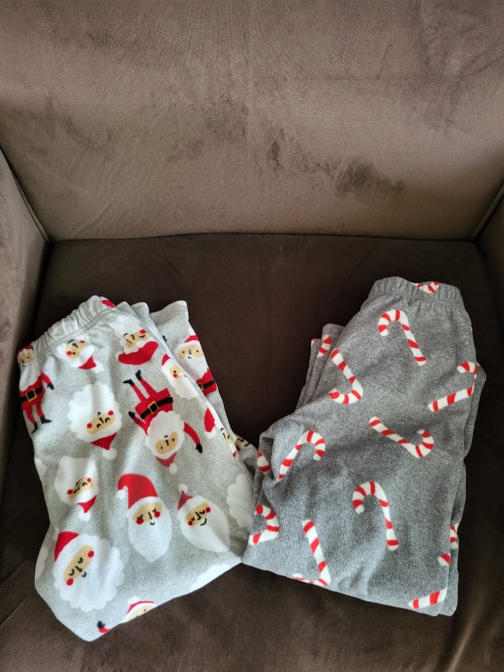 Boys Christmas Pajama Pants 2 Pairs size 6